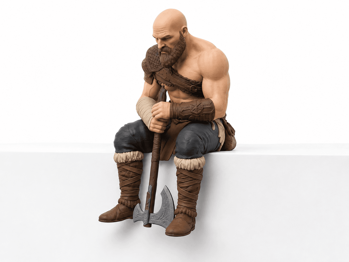 فیگور کریتوس نشسته لبهنشین بازی God of War با تبر لویاتان